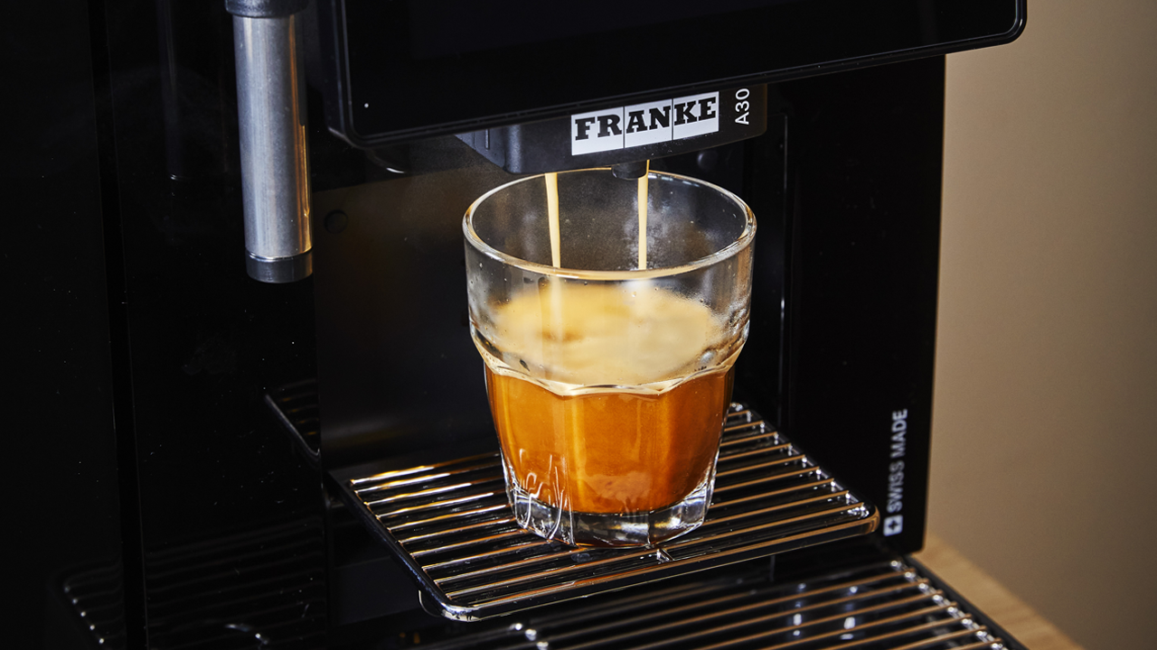 /cms/delivery/media/MCQOMQEL3UVJEIROVVQPTPY2ENRA?channelId=0ap07000000PCgC&oid=00D0Y000000Znzq